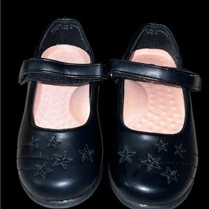 Hawkwell Girl’s Strap School shoes Size 9 (Toddler)